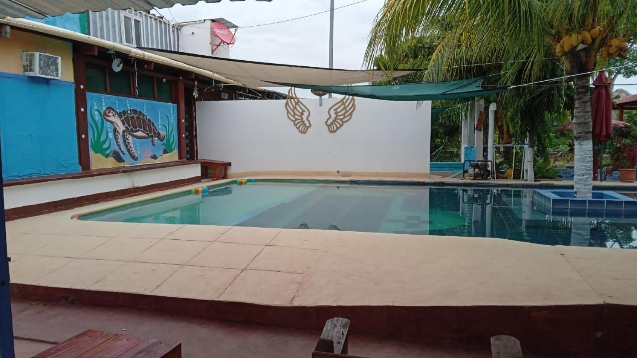 Hotel Lo De Reyes Monterrico Y Sipacate Las Quechas Exteriér fotografie