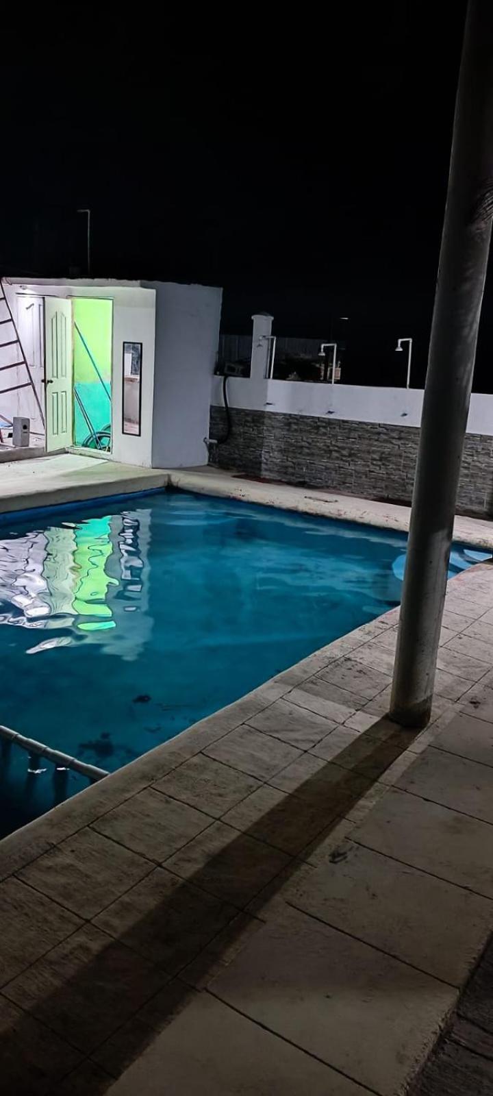 Hotel Lo De Reyes Monterrico Y Sipacate Las Quechas Exteriér fotografie