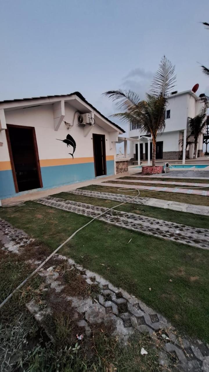 Hotel Lo De Reyes Monterrico Y Sipacate Las Quechas Exteriér fotografie